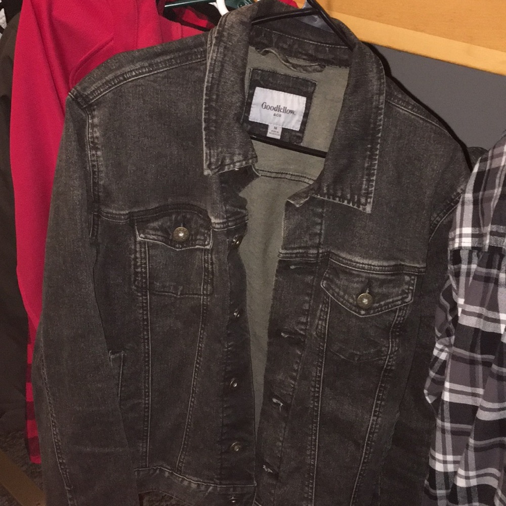 Grey sturdy denim jacket